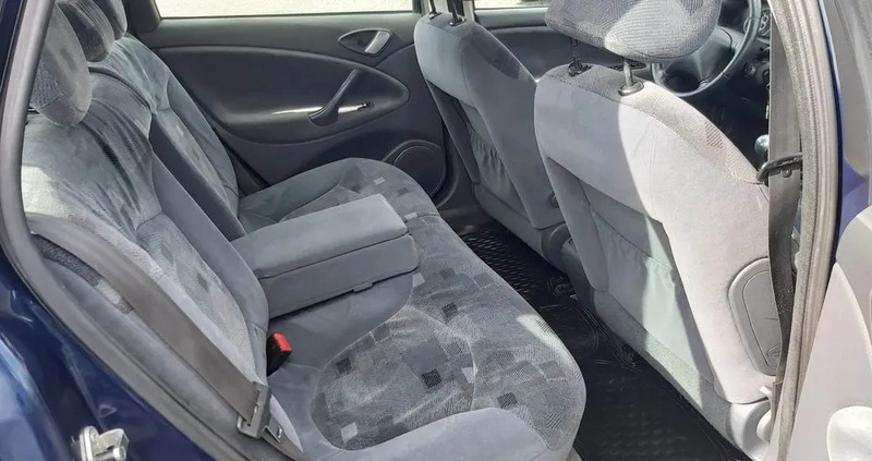 Citroen C5 cena 9900 przebieg: 259300, rok produkcji 2004 z Bielawa małe 92